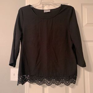 🌸Everly Black Lace Trim Blouse